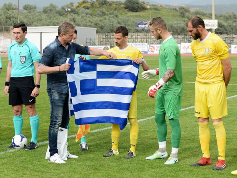 «Ουσιαστική στήριξη»