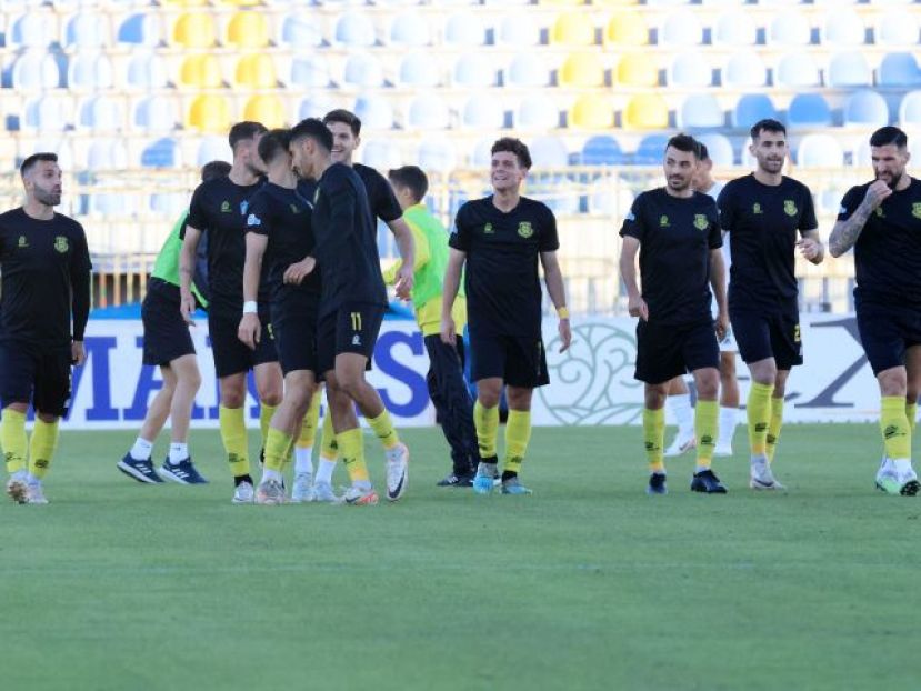 Πλήρης η Αναγέννηση