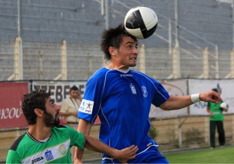 Κοιτάζουν και… έξω