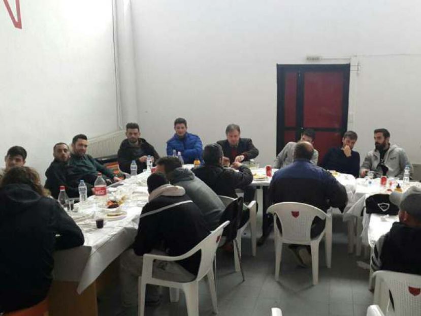 Το μπάρμπεκιου που ενώνει