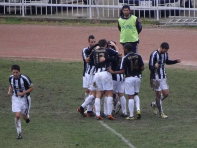 Και ξανά προς τη… Δόξα τραβά!