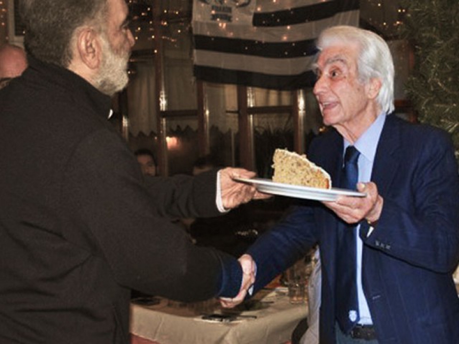 «Έφυγε» ο Αγγελετόπουλος