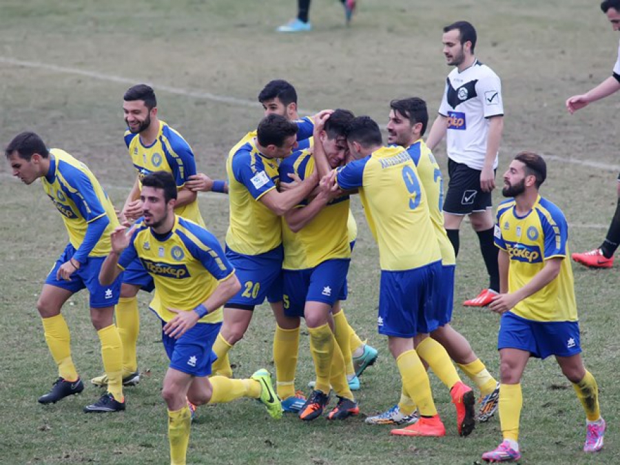 Αποχή στη Ζάκυνθο!