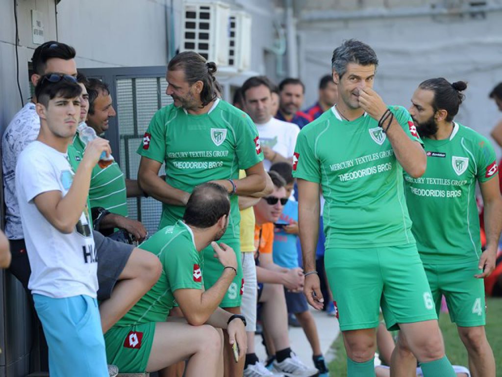 Συγκέντρωσαν τρόφιμα (photos)