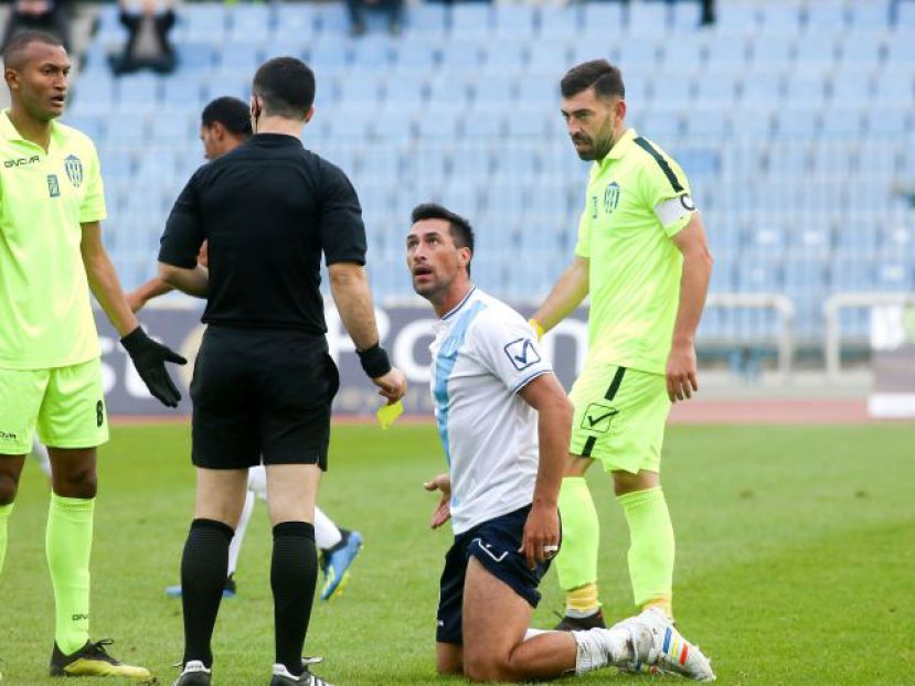 Εκτός με Εργοτέλη