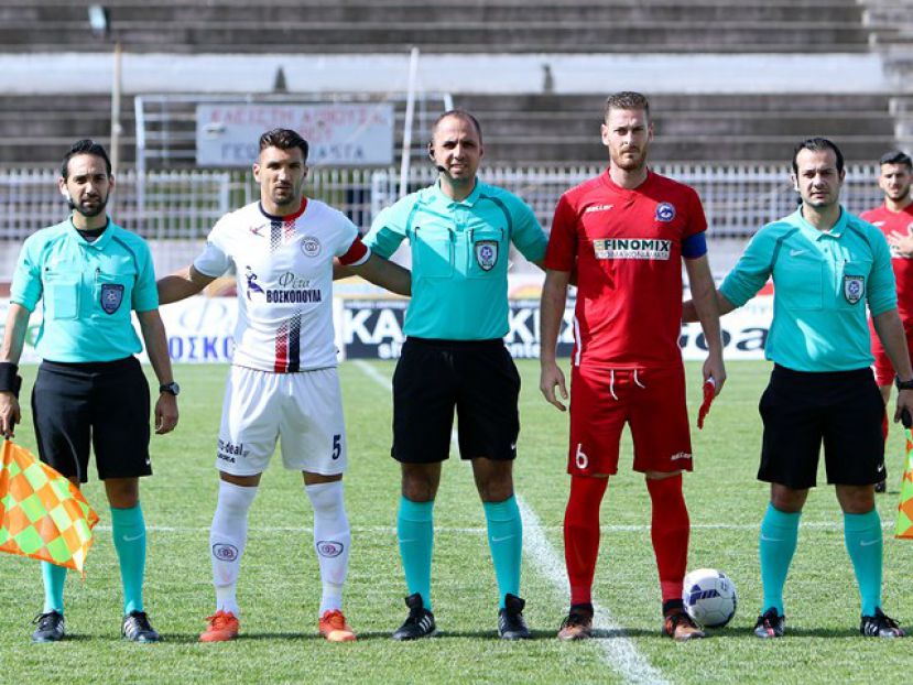 Πονάει στη μέση