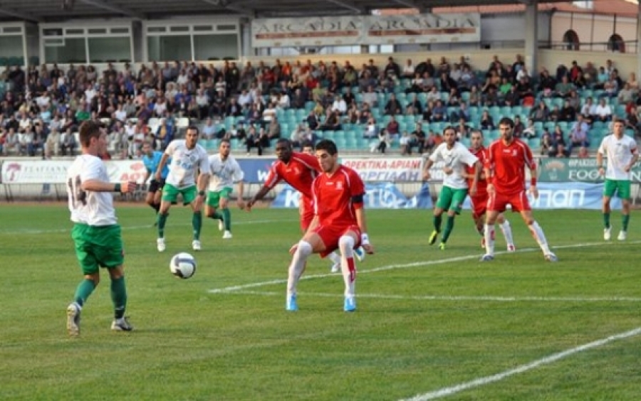 Εύκολη νίκη Πανσερραϊκού