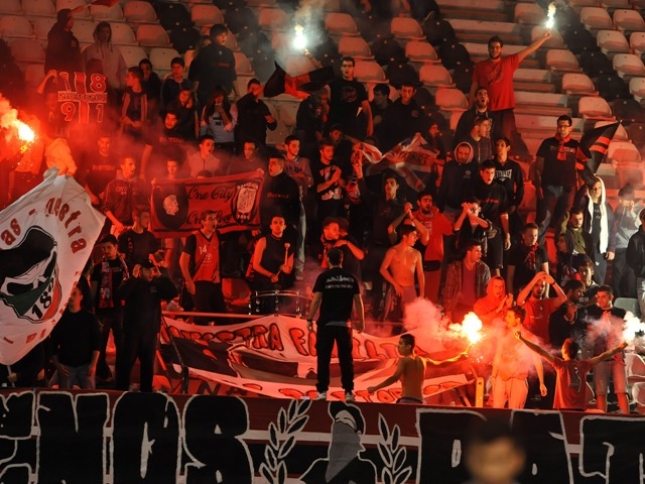 Μετωπική με παλαίμαχους και… Κοιλιάρας