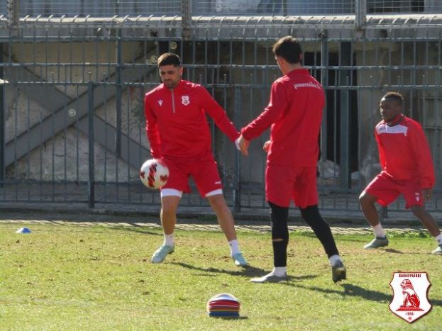 Μόνο οι ανακοινώσεις για Ντανιελιάν