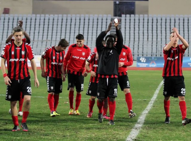 Στο γήπεδο 25 Ιουλίου
