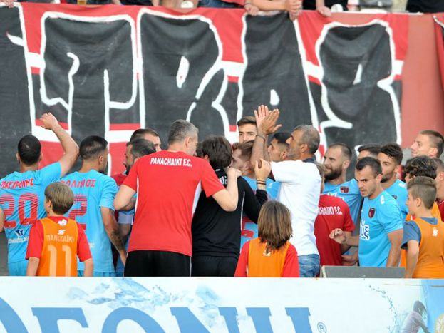 Μία ενδεκάδα απόντες