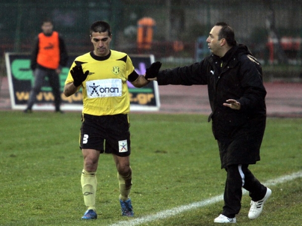 Ό Διγκόζης στους πάγκους!
