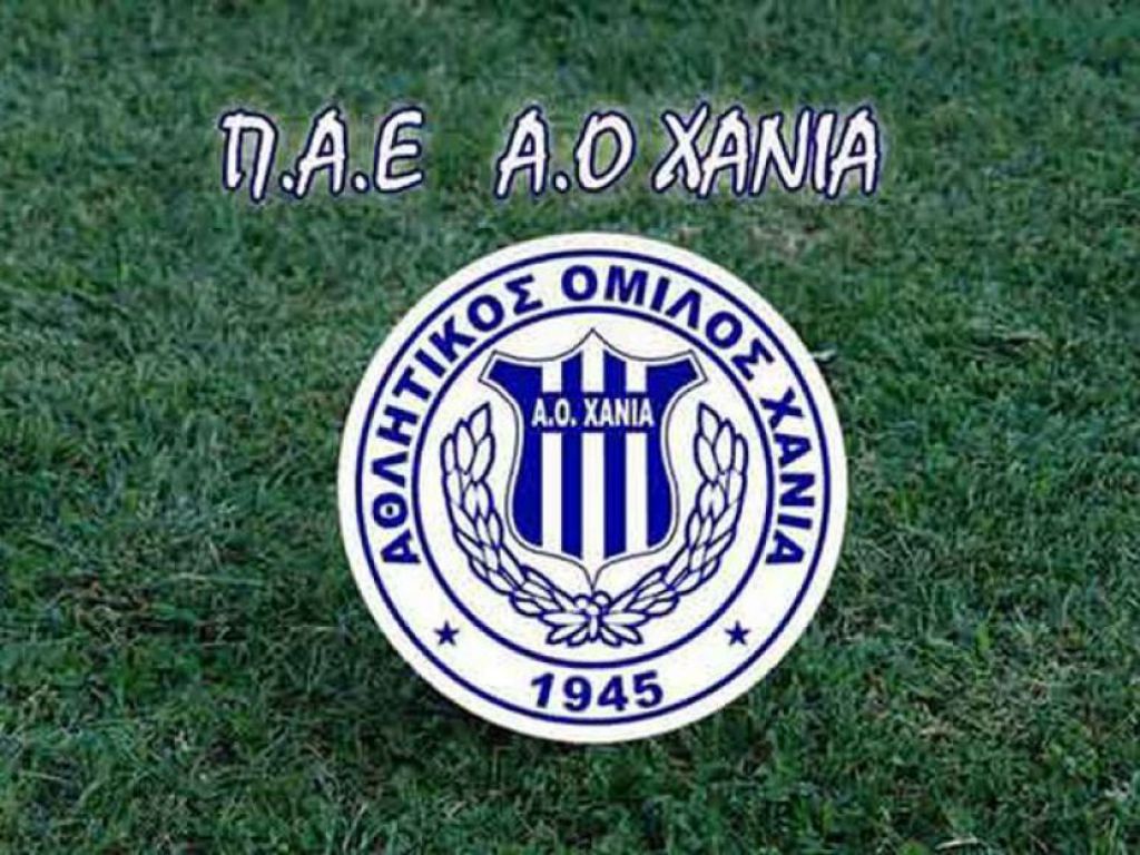 Καρέ αφίξεων και… υπογραφών