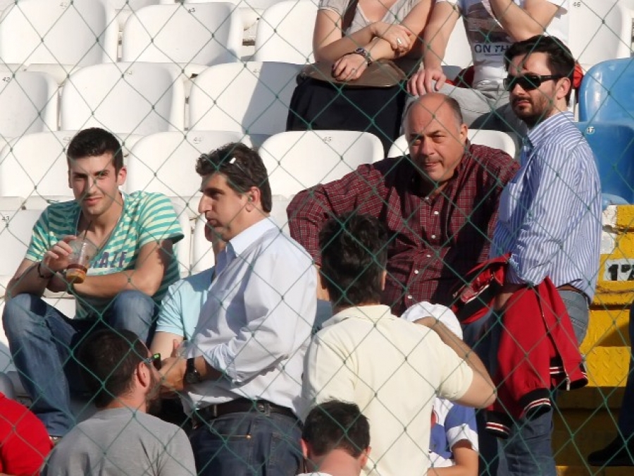 «Τουλάχιστον 10 χιλιάδες»