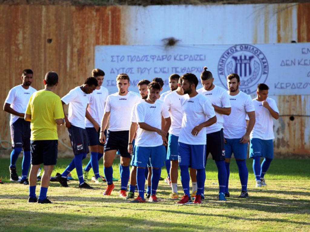 Μεταγραφές με… μυστικότητα