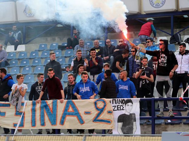 «Καθίσματα στην… τάφρο»