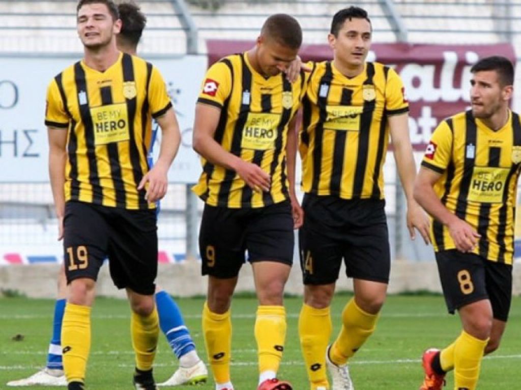 Εξετάσεις οι πρώτοι 10