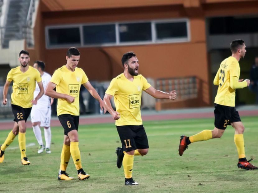 «Θα σπάσουμε το ρόδι»
