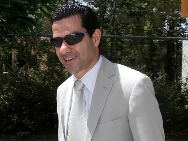«Είστε ελεύθεροι να φύγετε»