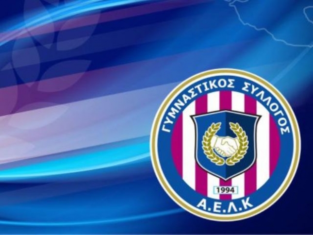 «Το παρασκήνιο δεν μας εκφράζει»