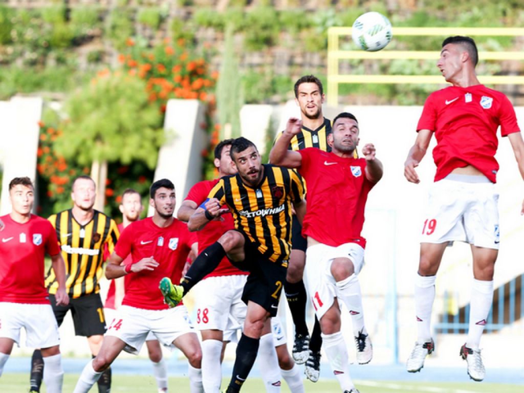 «Μπαίνουν» Κρεββατάς, Γκίνη