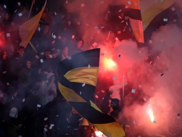 Αλλάζει χέρια η Αναγέννηση
