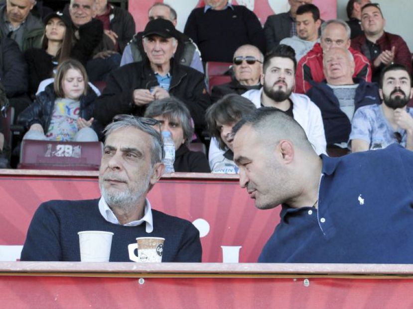 Βούρτσης: «Μόνο χρέη»