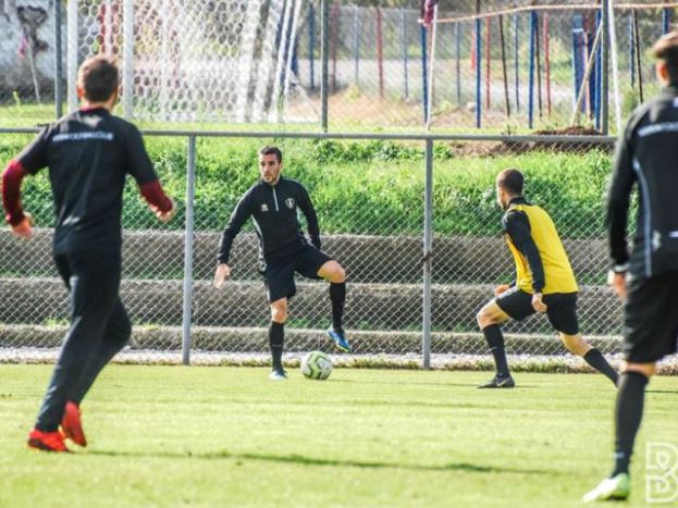 Καρέ απουσιών η Βέροια