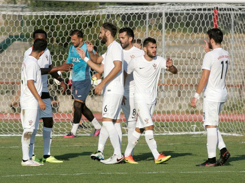 Στην τελική ευθεία