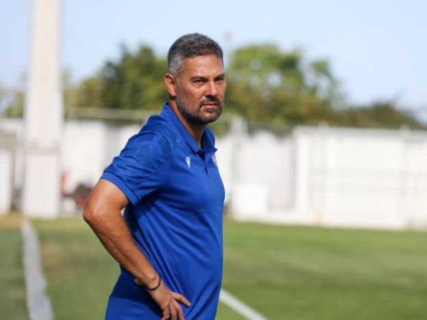 Έφυγε και ο Κωνσταντακόπουλος