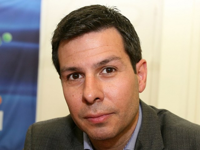 Παρελθόν και ο Ασφαλτίδης