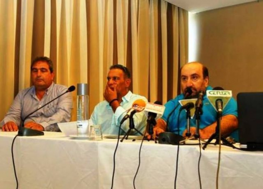Στα… μαχαίρια Ελευθεριάδης-Τσάκας