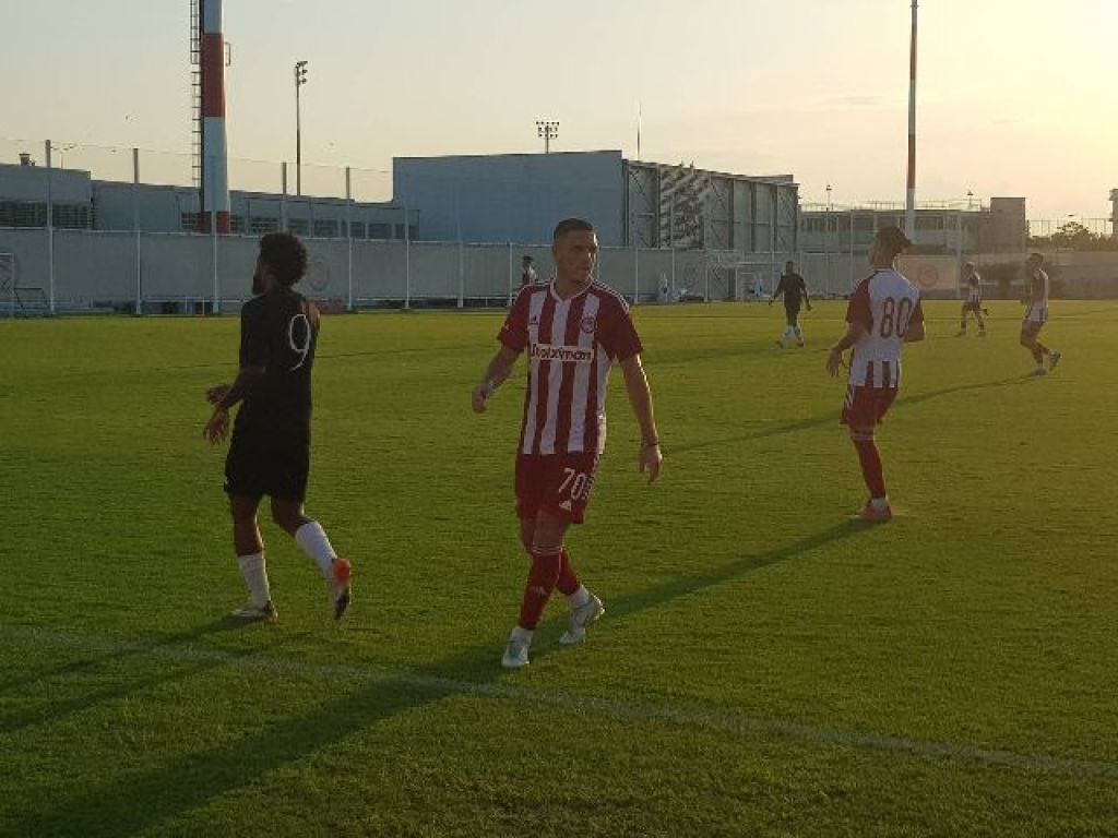 Νίκη με Κωστή, Μπα