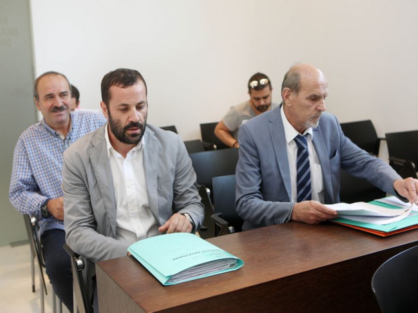 ΑΟΧ… τέλος