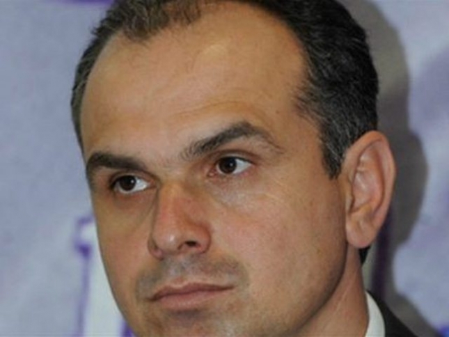 «Ανακόλουθη η ανακοίνωση»