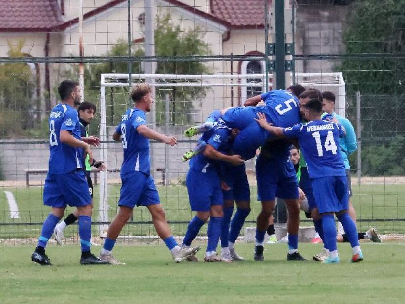 Επιστροφή στο «Ανθή Καραγιάννη»