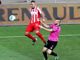 Υπογράφει ο Σεντεμέντες