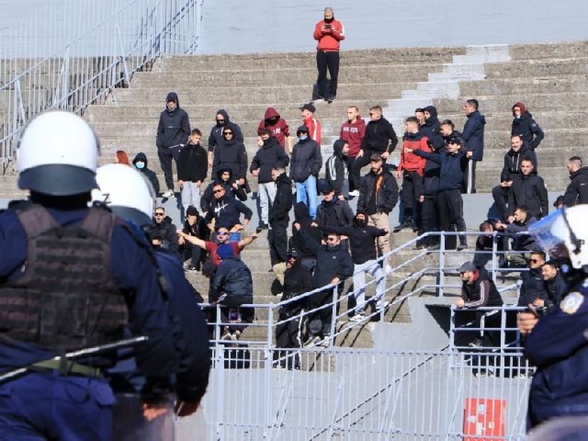 «Παραβίασαν τα υγειονομικά μέτρα»
