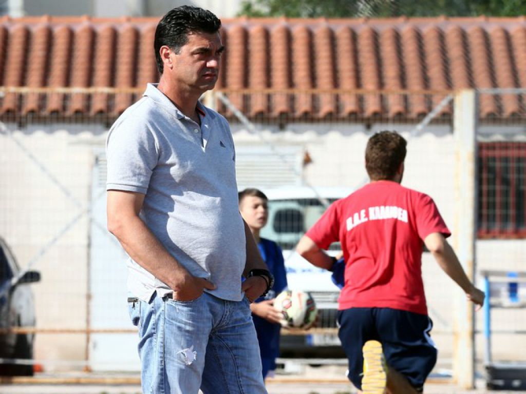 Γκουτσίδης: «Έξι βαθμούς για παραμονή»