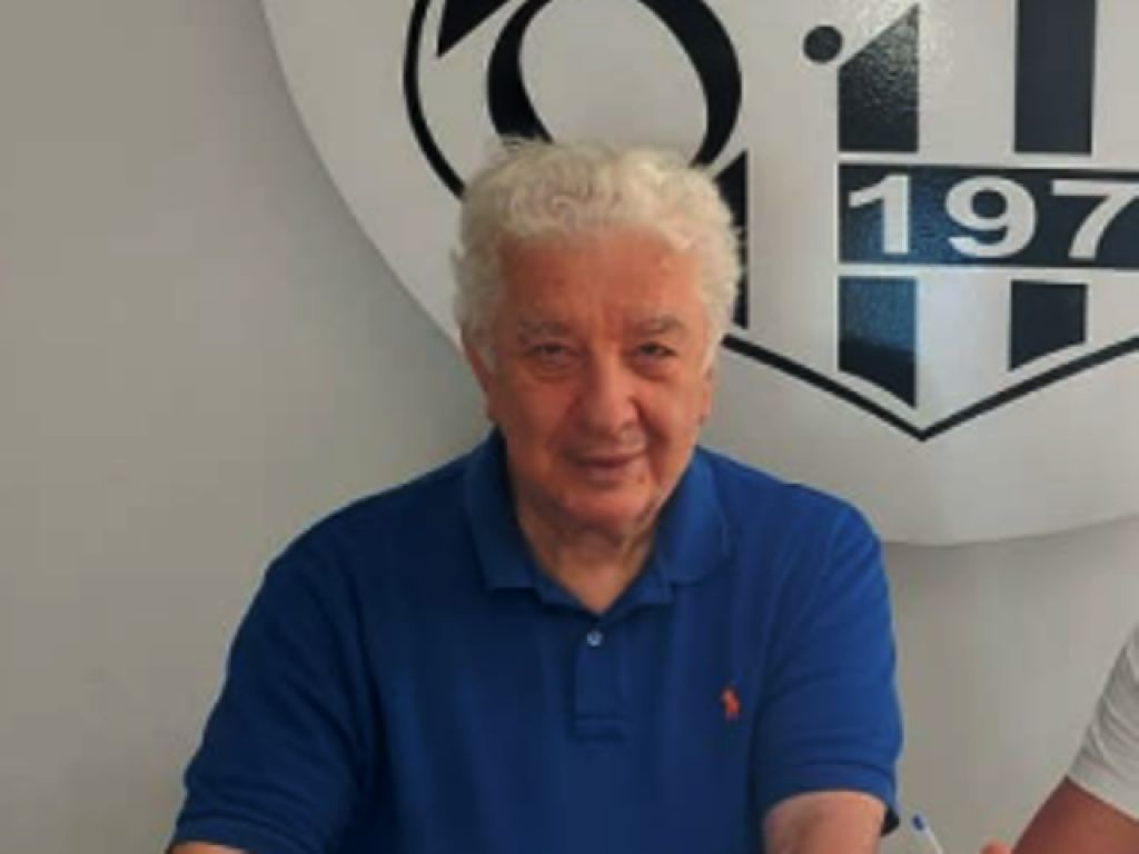 Θετικός στον κορονοϊό ο Χηνόπουλος