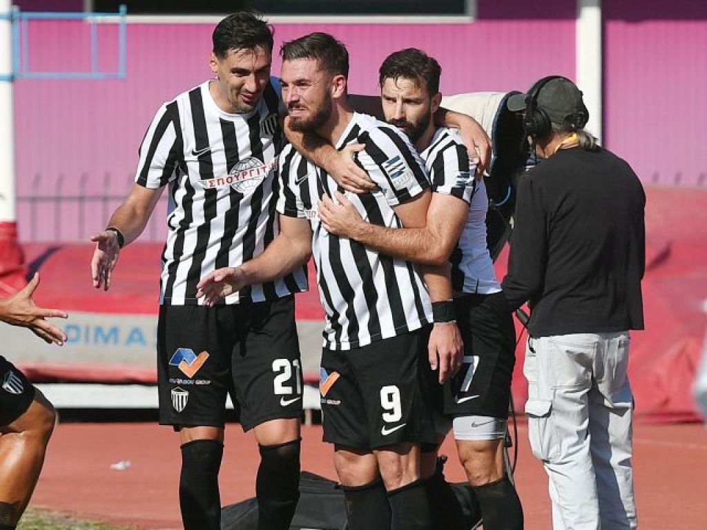 Καρέ στον Ολυμπιακό Β η Καλαμάτα