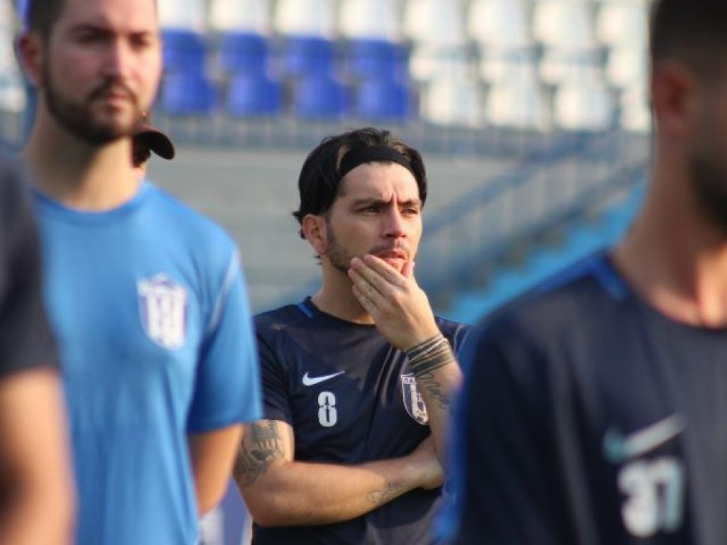 «Αντίο» από Γκονζάλες