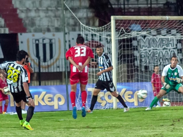 Θέλει σταθερότητα και εντός