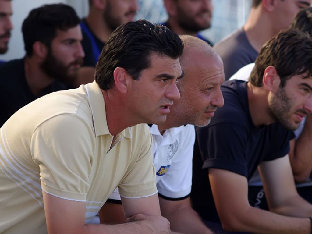 «Δεν θα καταθέσουμε τα όπλα»