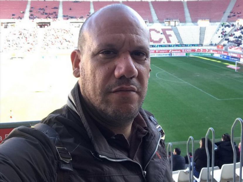 Σε επαφές με Super League 2