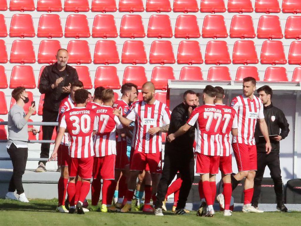 «Αφιερωμένη στον κόσμο μας»