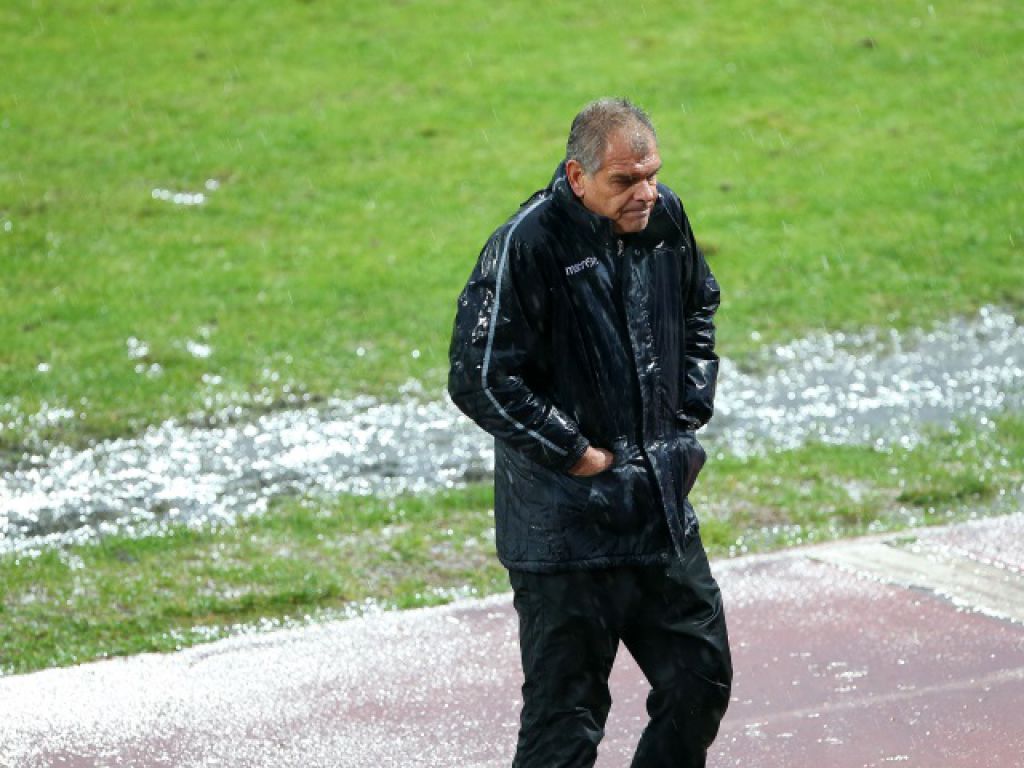 «Καταστροφικό το γήπεδο»