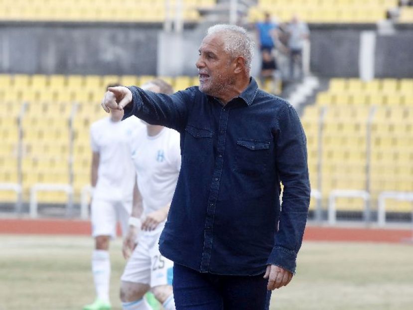 Βοσνιάδης: «Ντροπή σ’ αυτές τις συνθήκες»