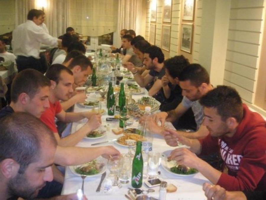 Αναχώρησε ο Πιερικός (11 photos)