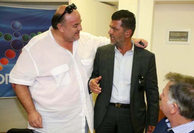 «Να πει ο Πιλάβιος γιατί τον απείλησαν»